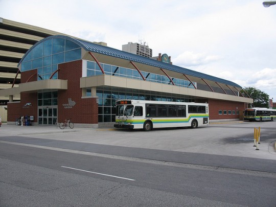 Transit Windsor/Greyhound bu jodelli from the windsoriteDOTca Flickr pool.