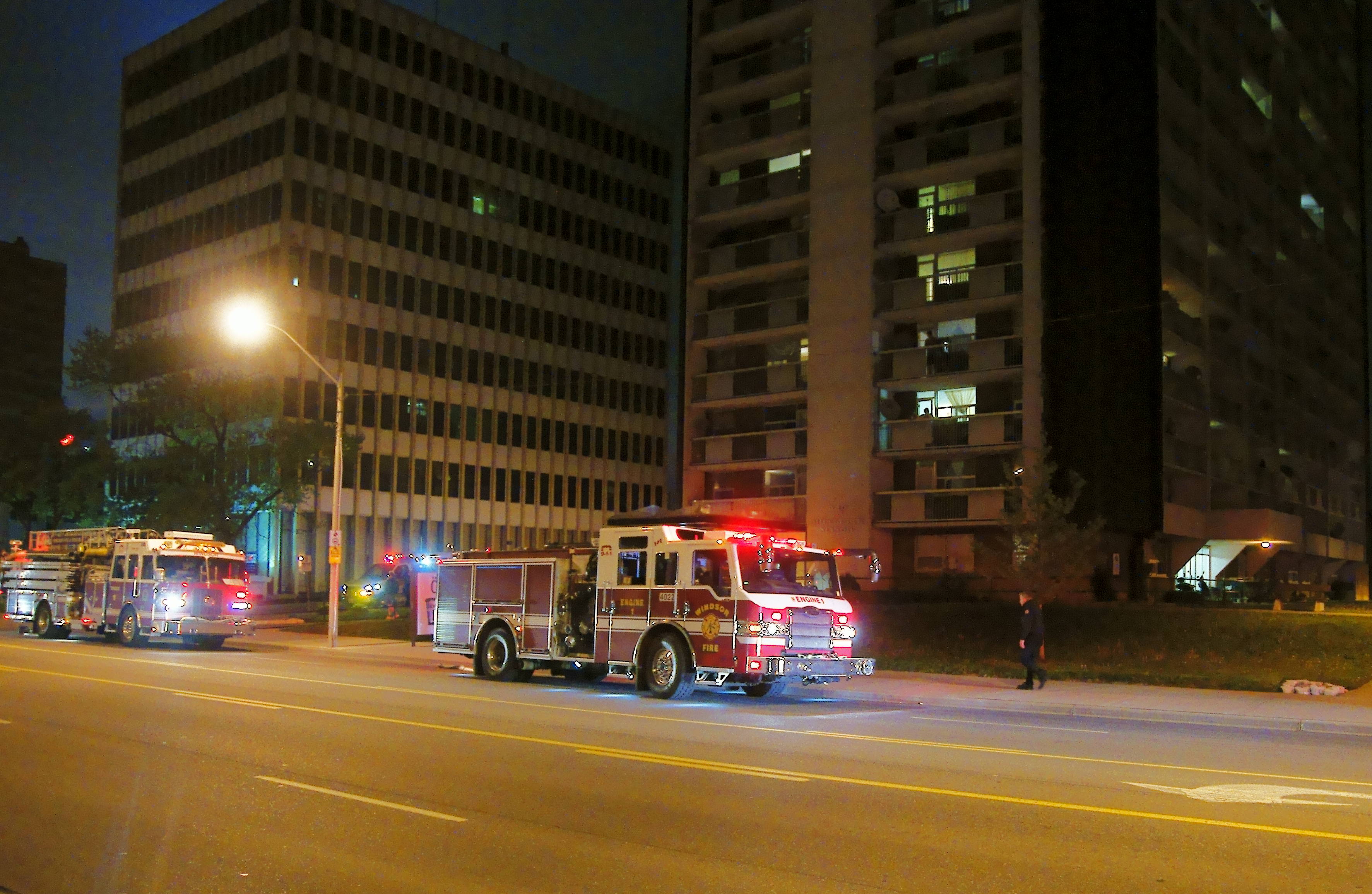 hallway-fire-extinguished-at-920-ouellette-windsoritedotca-news