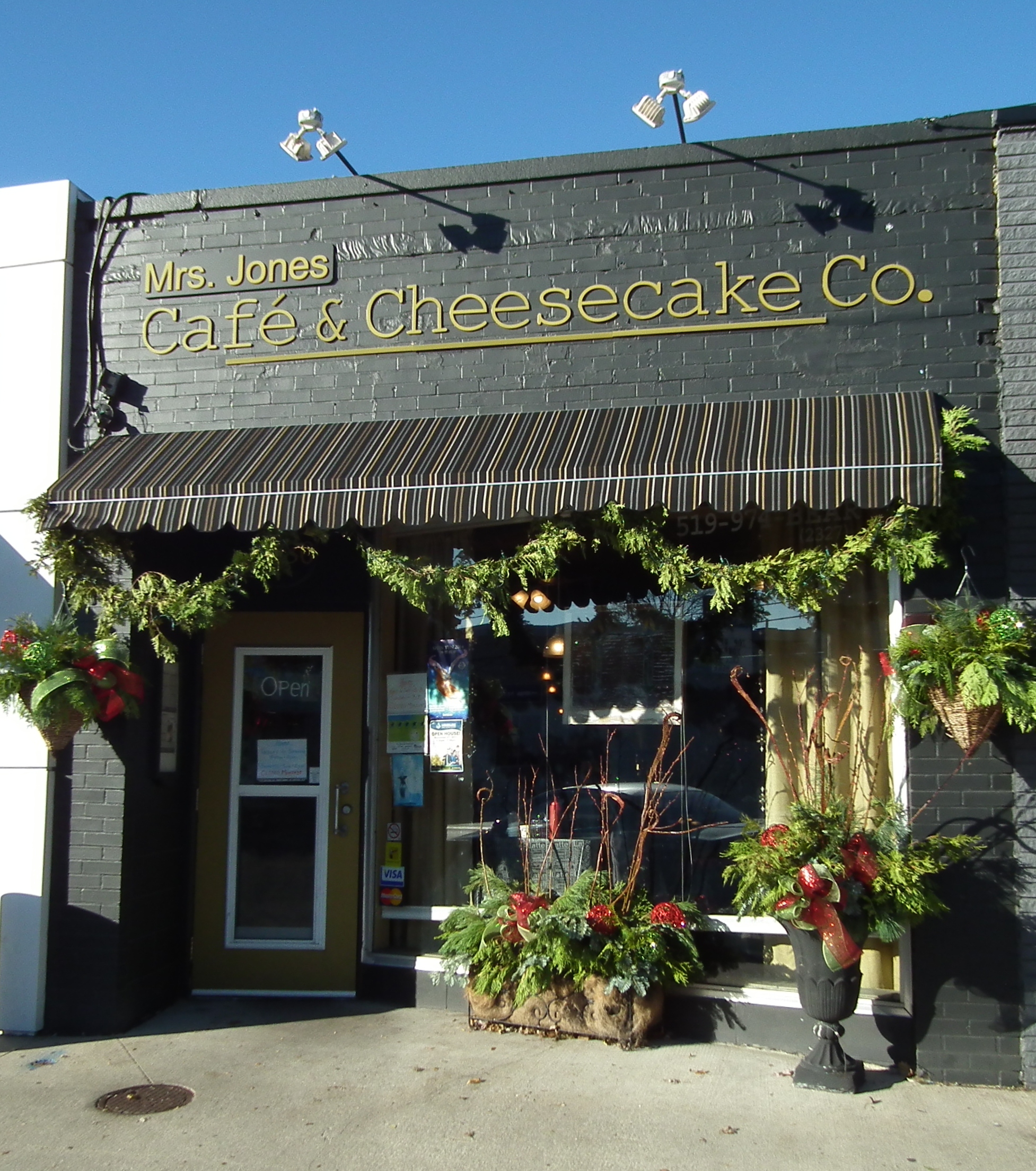 Mrs Jones Cafe  Cheesecake Co windsoriteDOTca City 