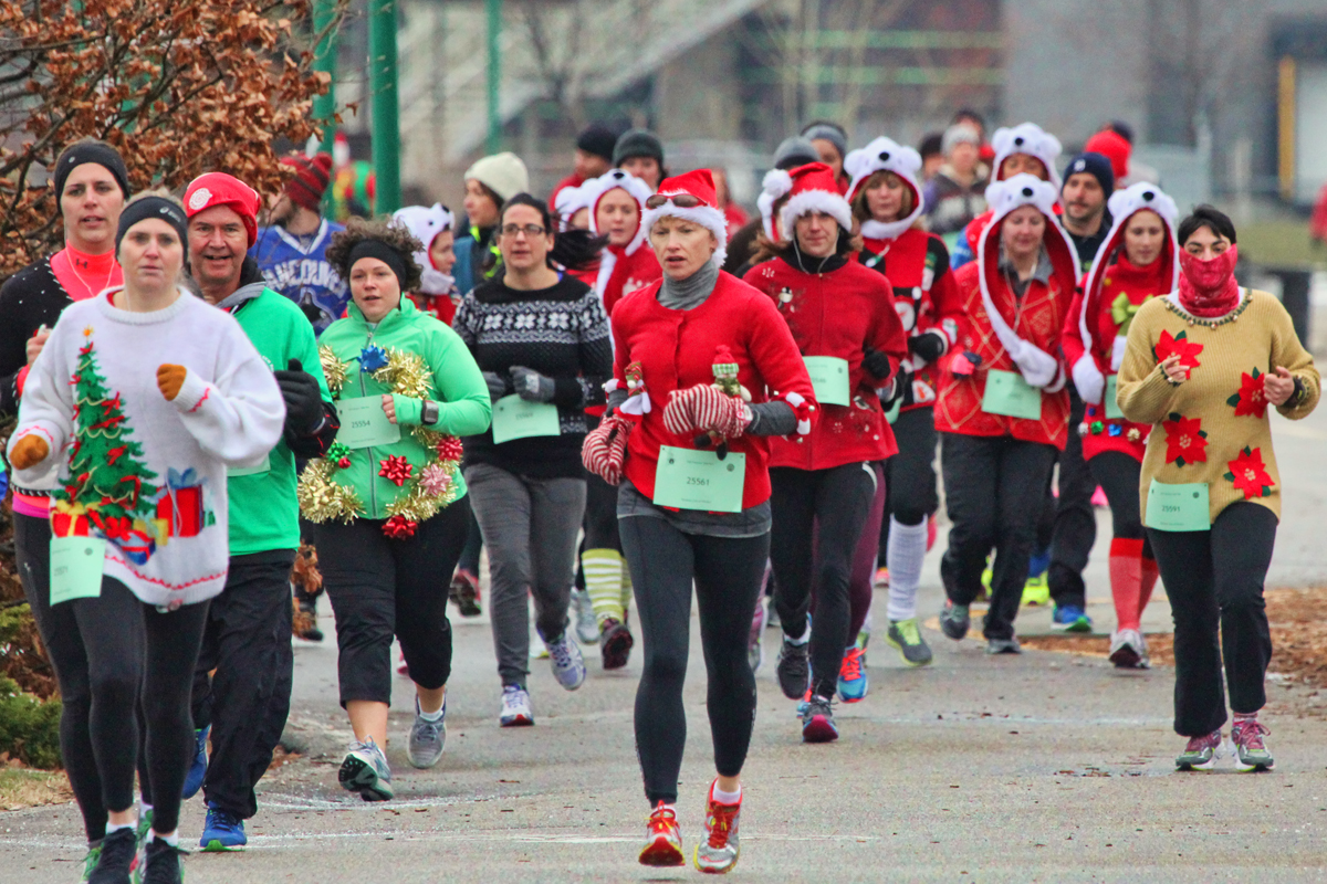 PHOTOS Ugly Christmas Sweater Run On Windsor's Riverfront