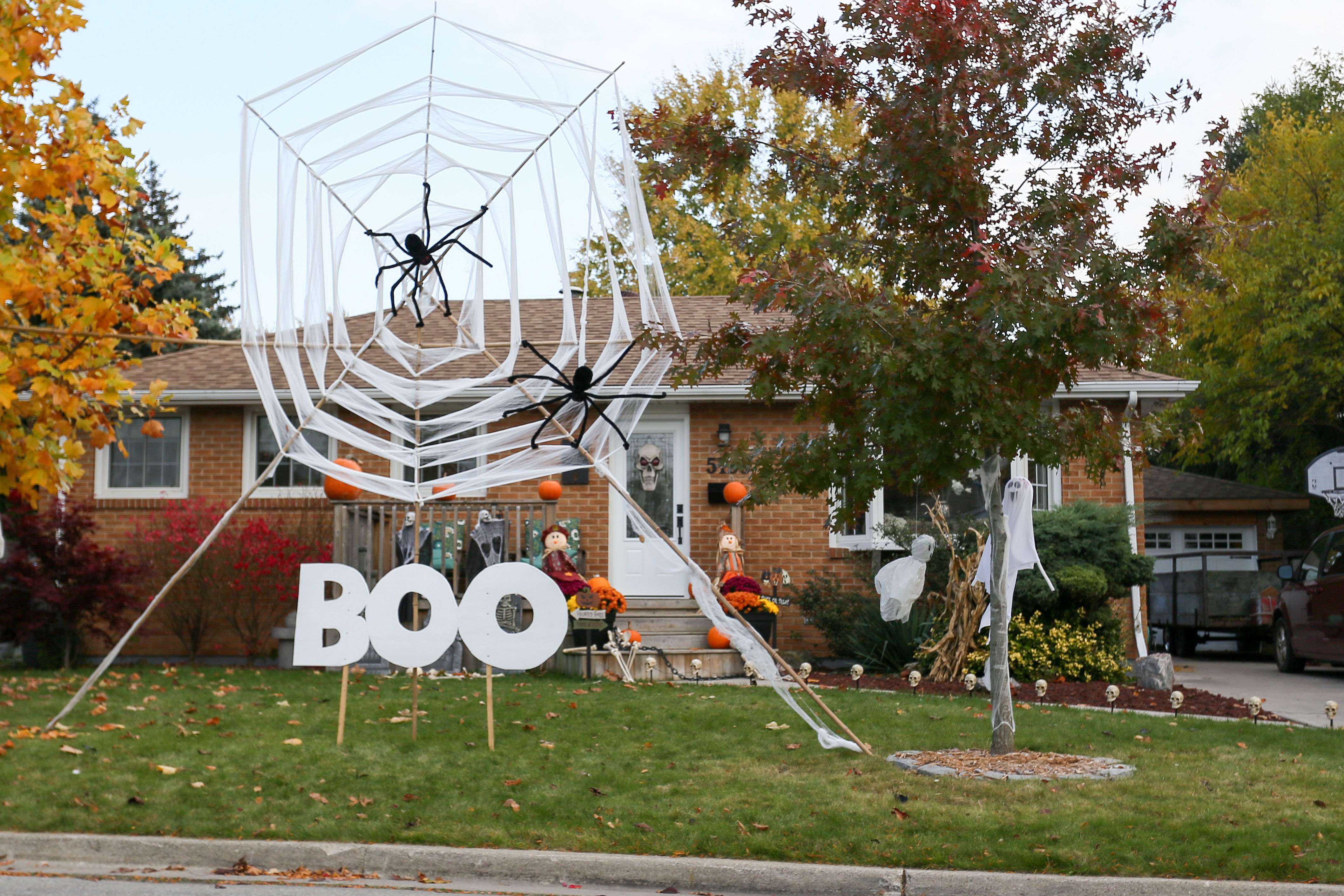 Bring The Umbrella To Trick Or Treat windsoriteDOTca News windsor