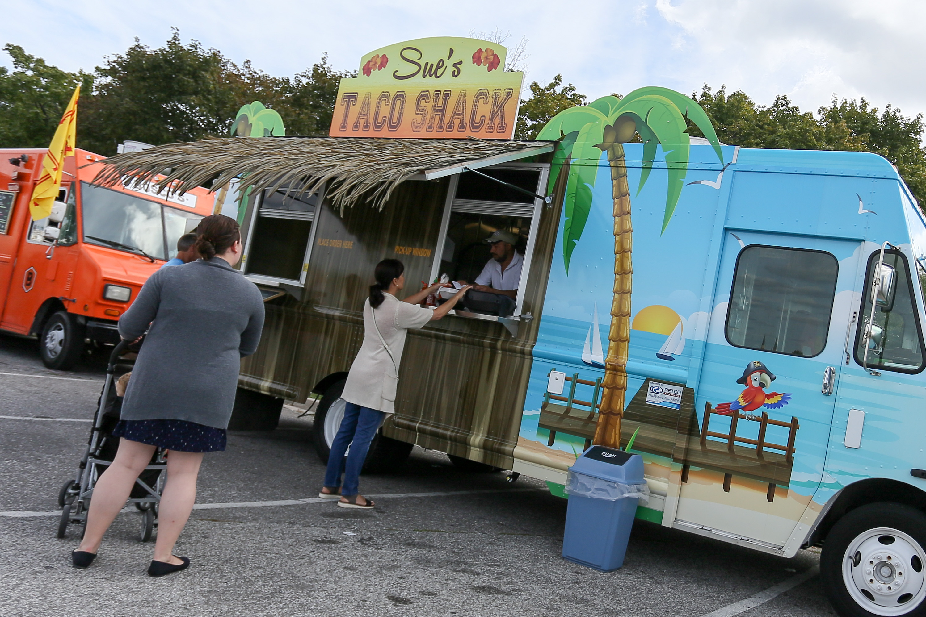PHOTOS Food Truck Festival Is Back! windsoriteDOTca News windsor