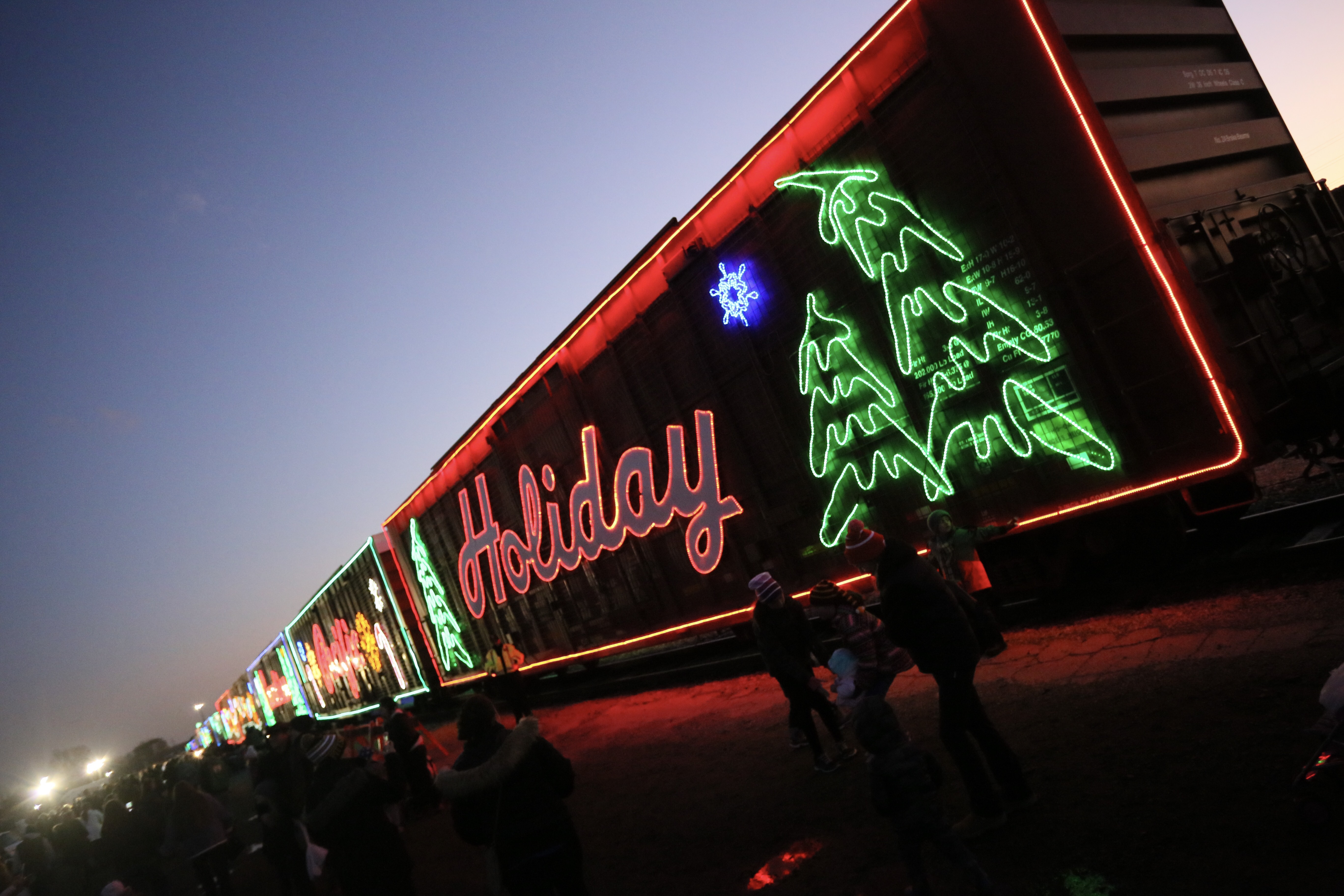 PHOTOS CP Holiday Train Rolls Into Windsor windsoriteDOTca News