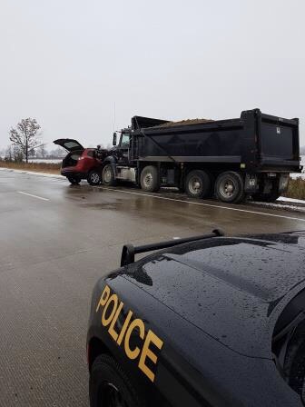 crash highway serious investigated being ontario