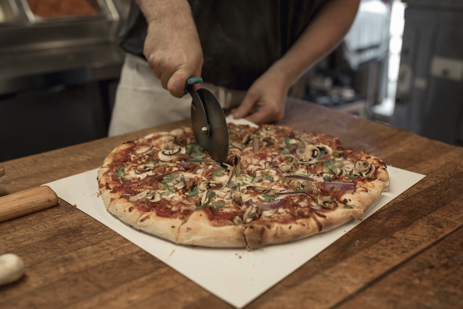 Ain’t No Pizza Better Than Windsor Style Pizza | windsoriteDOTca News ...